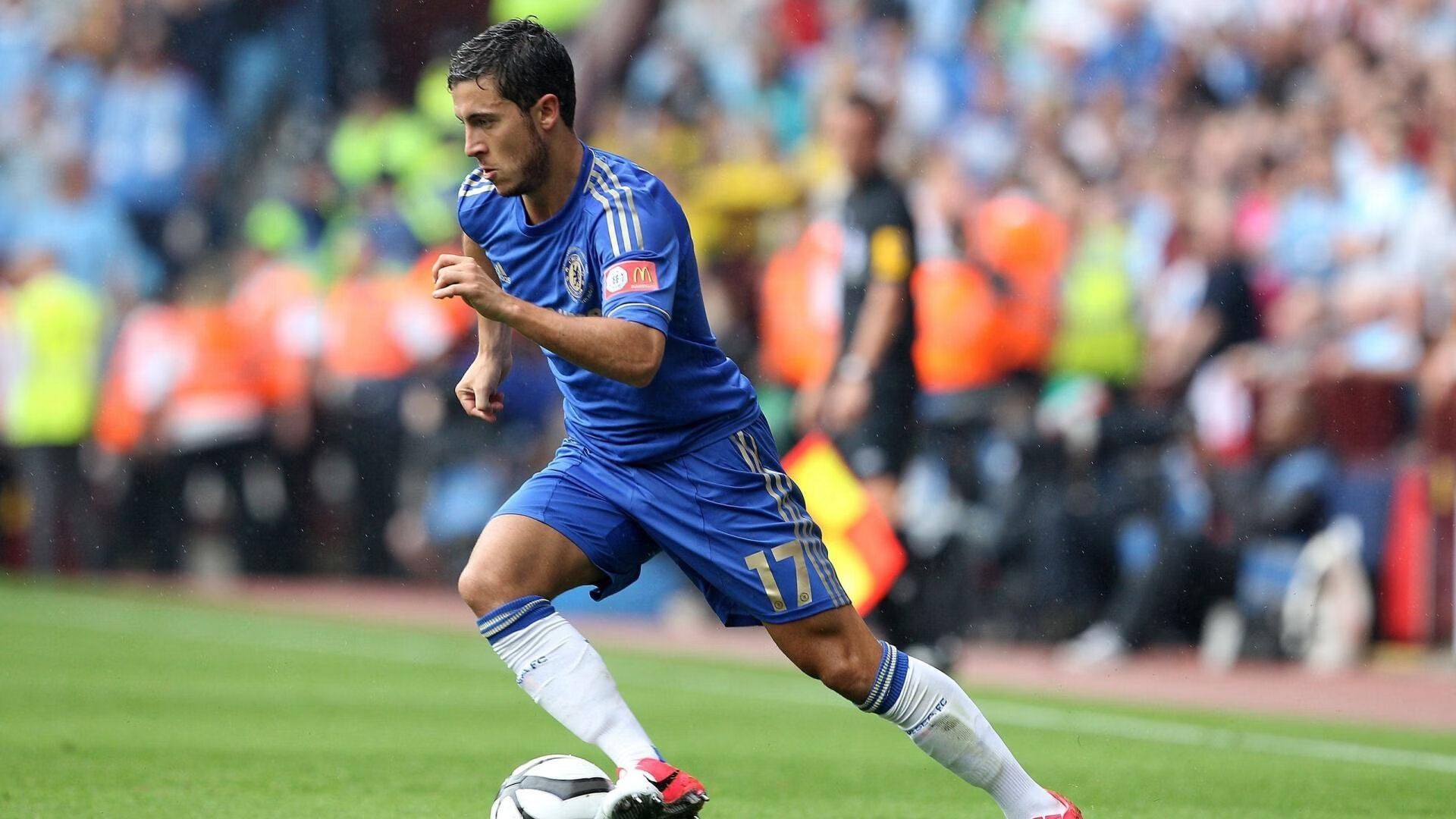 DWG观众热烈欢呼！，纳达尔迎来五赛季出色发挥热度持续攀升